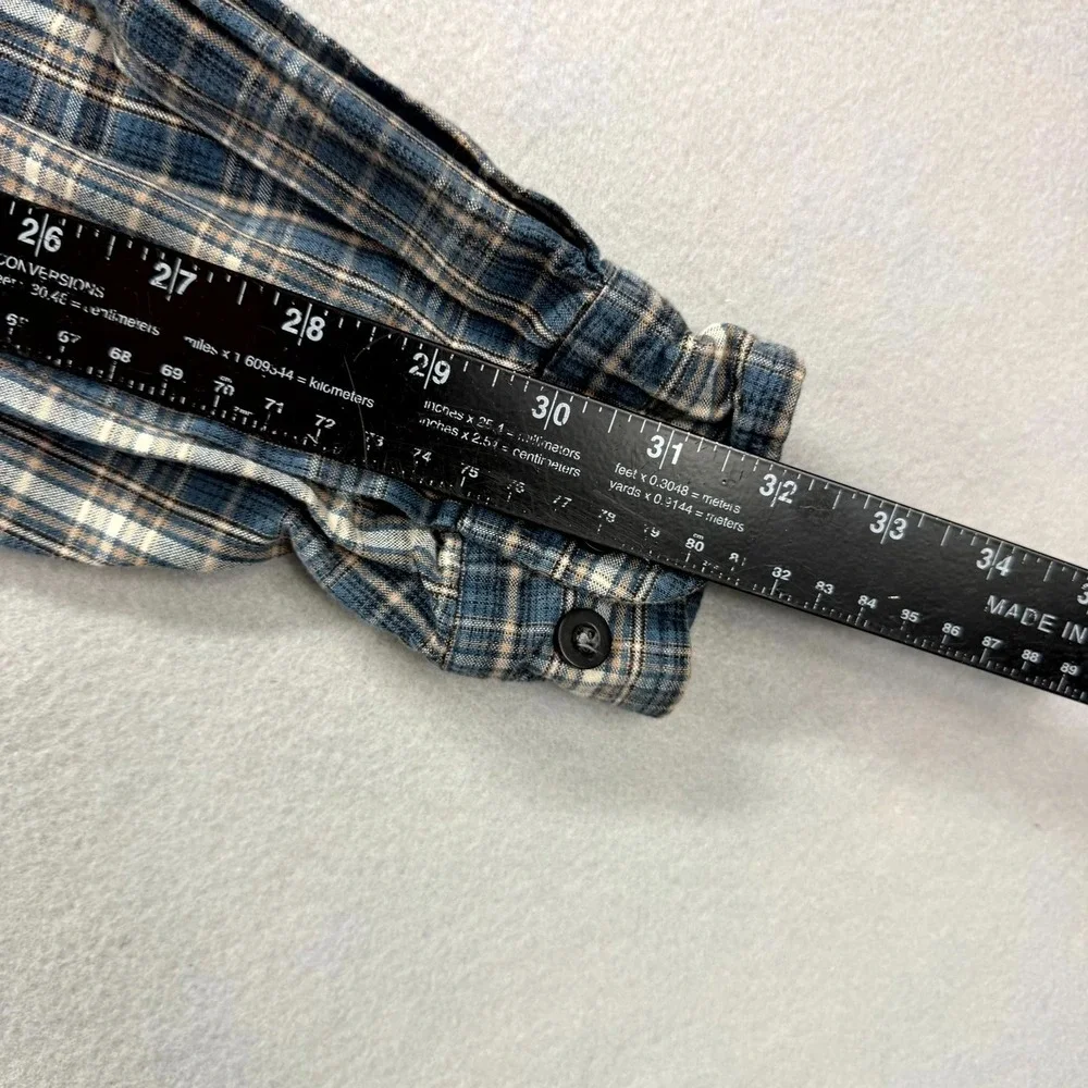 Wrangler‎ Rugged Wear Flannel Shirt Mens Medium Blue Plaid Long Sleeve Button Up
